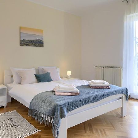 Villa Toni Умаг Екстериор снимка