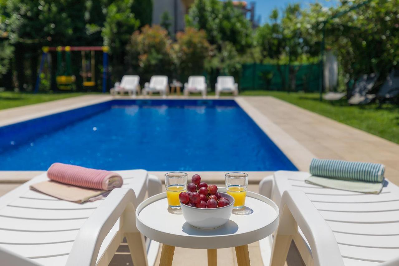 Villa Toni Умаг Екстериор снимка